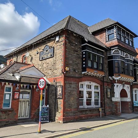 Cwmcarn Hotel & Bunkhouse Esterno foto